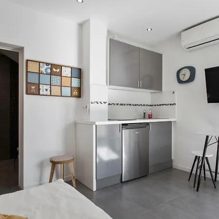 Welkeys - Route De Nice Apartman Antibes