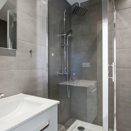 Apartman Welkeys - Route De Nice *